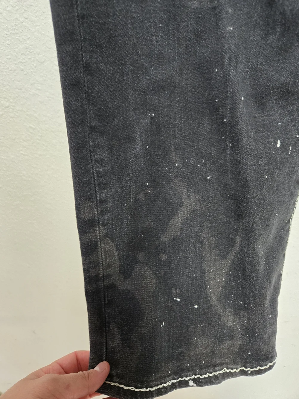 True Religion Jeans - Black, Gray, blue Ricky Relaxed Straight Leg Denim Size 31